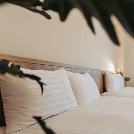 Meet Secret B&B Donggang Extérieur photo